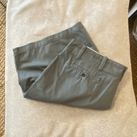 Roundtree and Yorke CASUALS -Gray Shorts BIG TALL -Size 46 - Picture 4 of 7